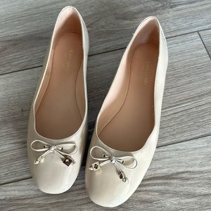 Worn once size 9.5 kate spade flats